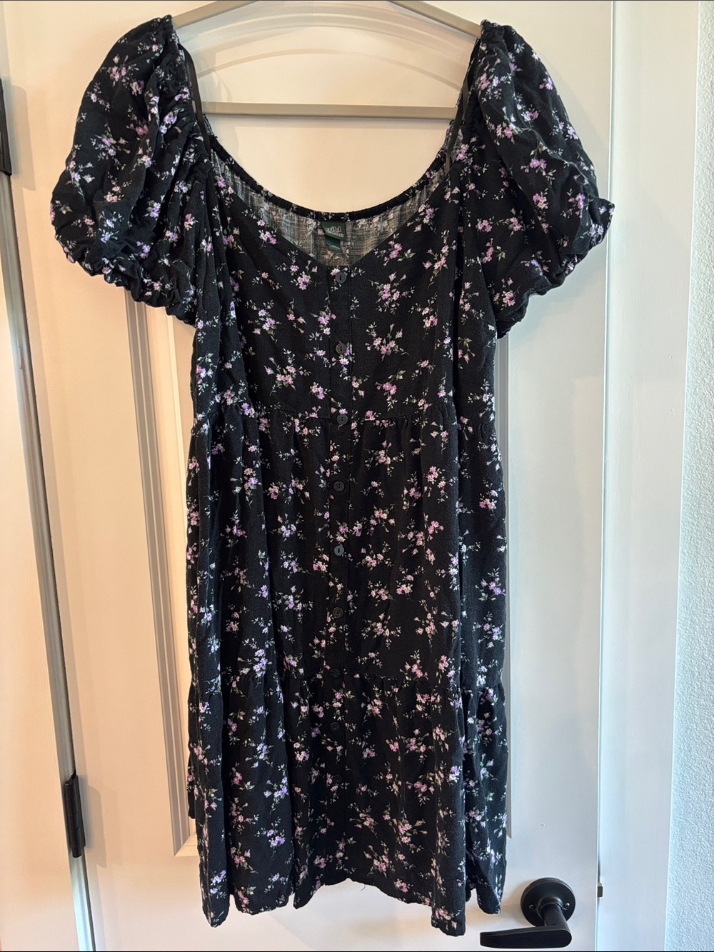 wild fable Black Floral Puff-Sleeve Midi Dress